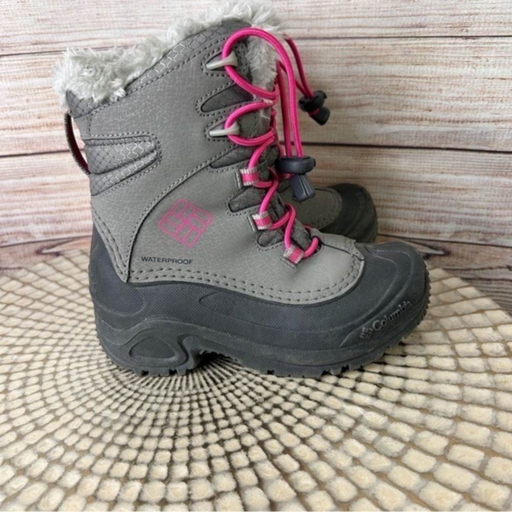 Columbia waterproof kids winter boots size 1